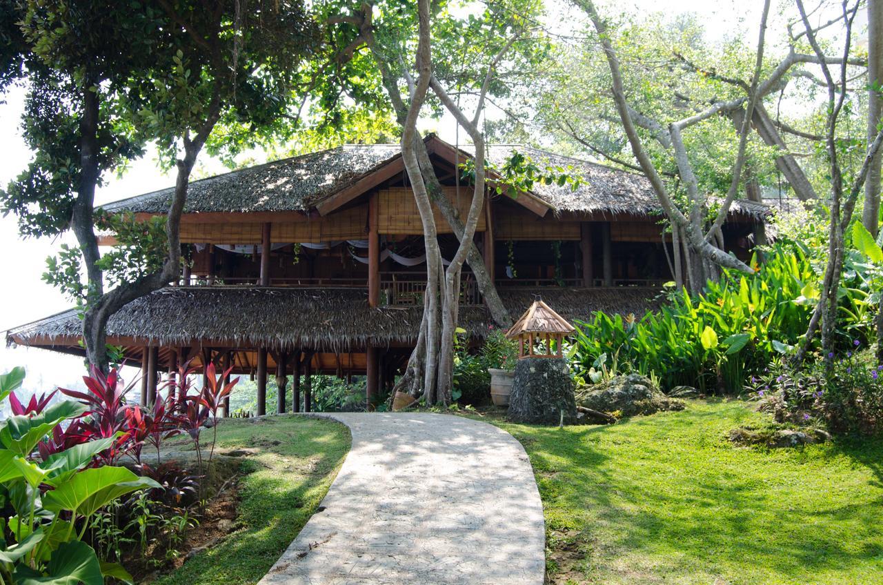 Hawaii Resort Family Suites Anyer Esterno foto