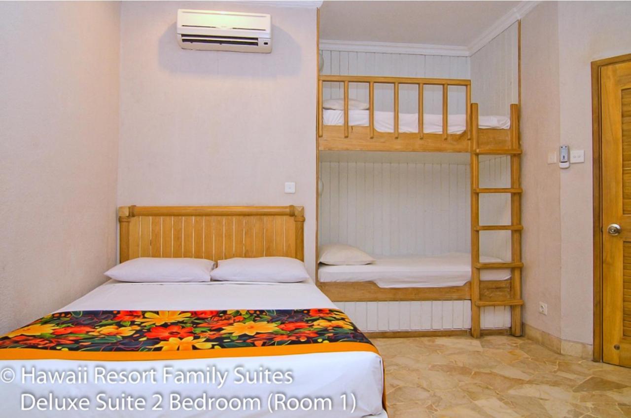 Hawaii Resort Family Suites Anyer Esterno foto